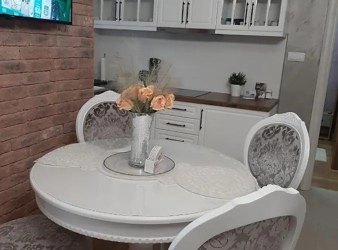 Hedonist Διαμέρισμα *